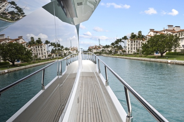 JESSEA 66ft Astondoa Yacht For Sale