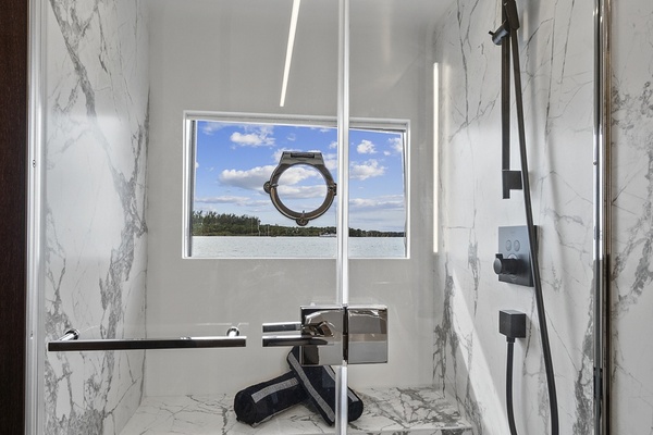 JESSEA 66ft Astondoa Yacht For Sale