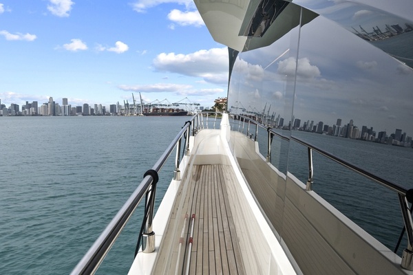 JESSEA 66ft Astondoa Yacht For Sale