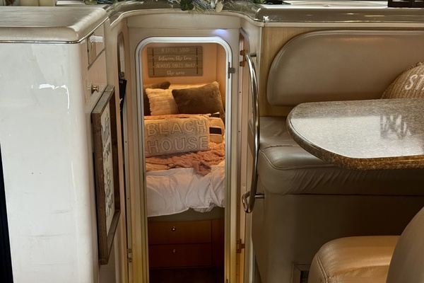 Some Day 41ft Maxum Yacht For Sale