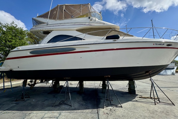 Some Day 41ft Maxum Yacht For Sale