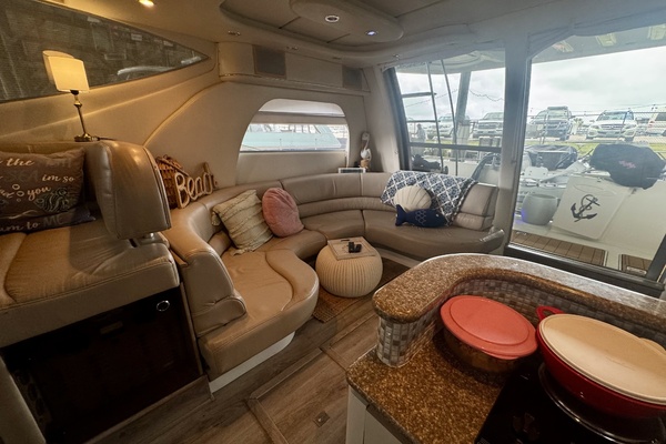 Some Day 41ft Maxum Yacht For Sale