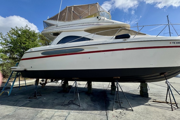 Some Day 41ft Maxum Yacht For Sale