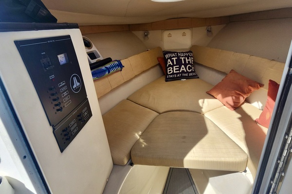 35ft Wellcraft Yacht For Sale