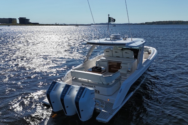 2024 Tiara Yachts 38