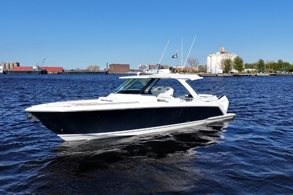2024 Tiara Yachts 38