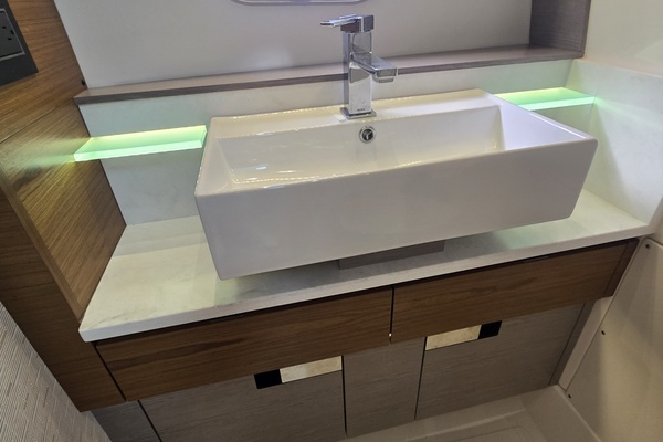 2024 Tiara Yachts 38