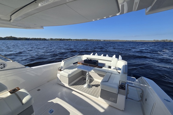 38ft Tiara Yachts Yacht For Sale