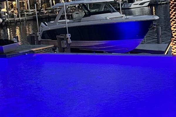 2024 Tiara Yachts 38