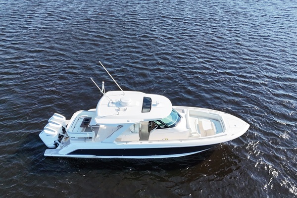 2024 Tiara Yachts 38
