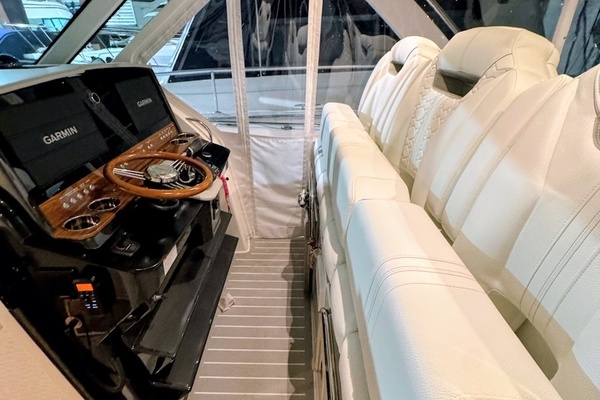 38ft Tiara Yachts Yacht For Sale