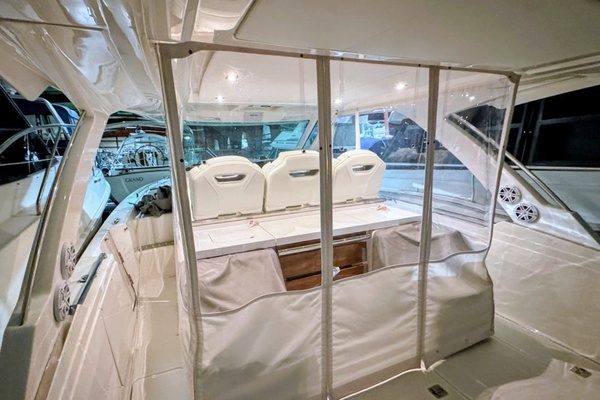 38ft Tiara Yachts Yacht For Sale