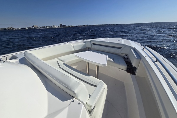 2024 Tiara Yachts 38