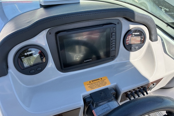 21ft Chaparral Yacht For Sale