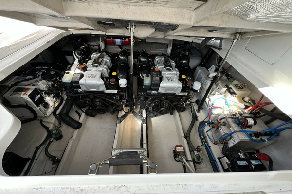 Reely Ours 37ft Sea Ray Yacht For Sale