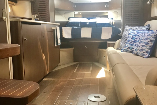 Reely Ours 37ft Sea Ray Yacht For Sale