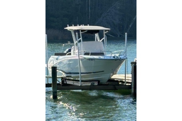 Photo of the 2022 Jeanneau Leader 6.5 CC Series