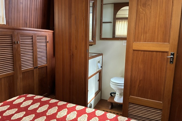 Madeline 36ft Monk Yacht For Sale