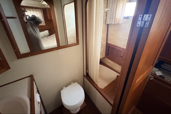 Madeline 36ft Monk Yacht For Sale