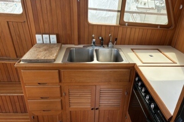 Madeline 36ft Monk Yacht For Sale