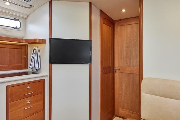 La Lee 40ft MJM Yacht For Sale