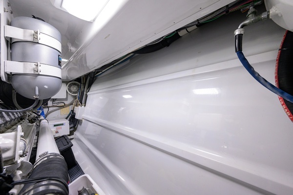 2003 American Custom Yachts 65