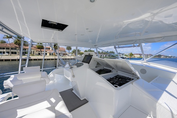 2003 American Custom Yachts 65