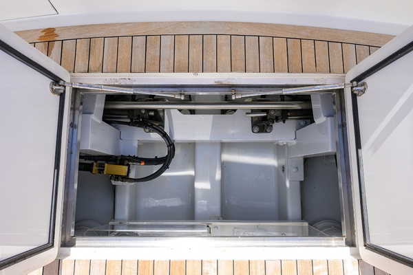 65ft American Custom Yachts Yacht For Sale