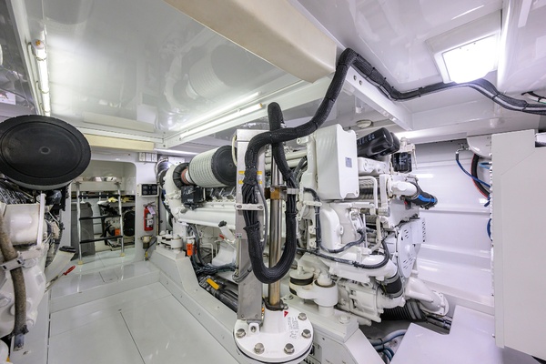 65ft American Custom Yachts Yacht For Sale