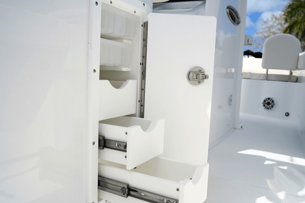 28ft Sea Hunt Yacht For Sale