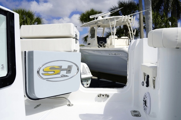 28ft Sea Hunt Yacht For Sale