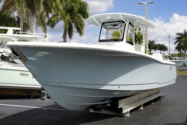 Photo of the 2026 Sea Hunt Gamefish 28FS