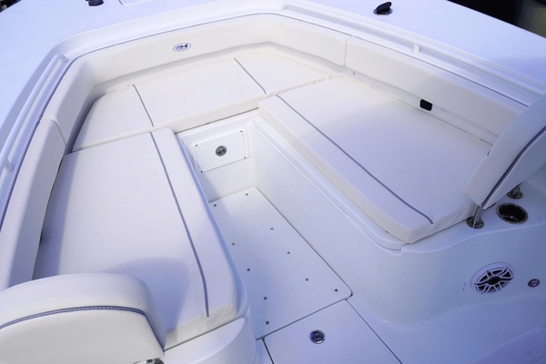 28ft Sea Hunt Yacht For Sale