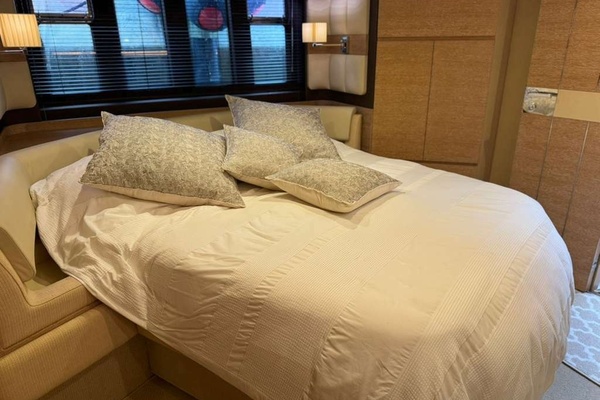 TARKAN 64ft Azimut Yacht For Sale