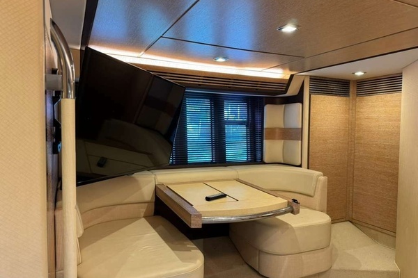 2014 Azimut 64