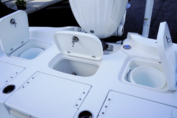 Photo of the 2026 Sea Hunt BX 25 FS