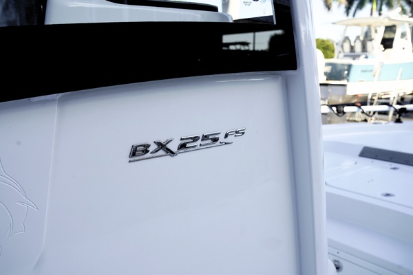 25ft Sea Hunt Yacht For Sale