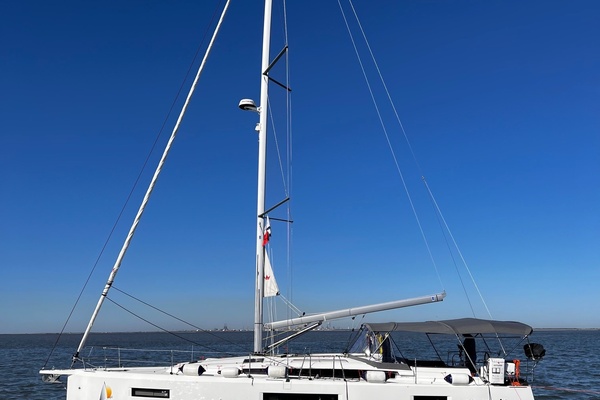 CAVU 44ft Jeanneau Yacht For Sale
