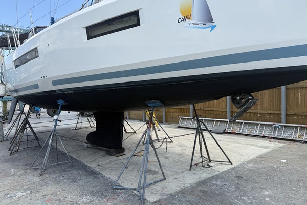 CAVU 44ft Jeanneau Yacht For Sale