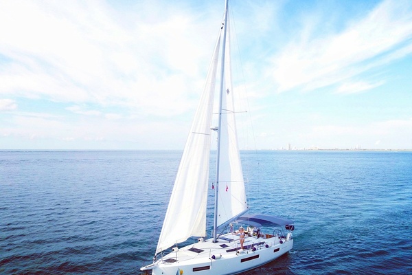 CAVU 44ft Jeanneau Yacht For Sale