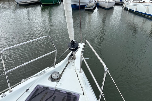 CAVU 44ft Jeanneau Yacht For Sale
