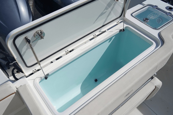 29ft Sea Hunt Yacht For Sale