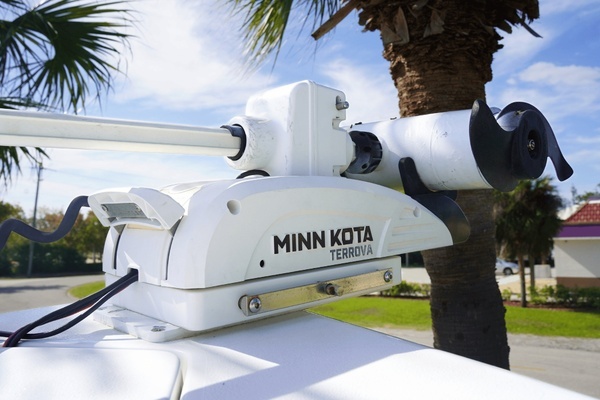 2021 Sea Hunt 29