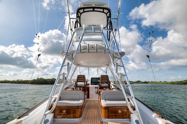 2022 Winter Custom Yachts 38