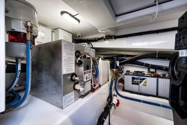 2022 Winter Custom Yachts 38