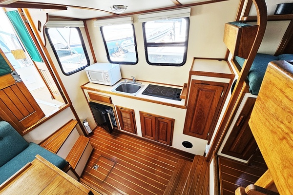 26ft Nordic Tugs Yacht For Sale
