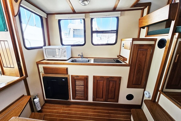 26ft Nordic Tugs Yacht For Sale