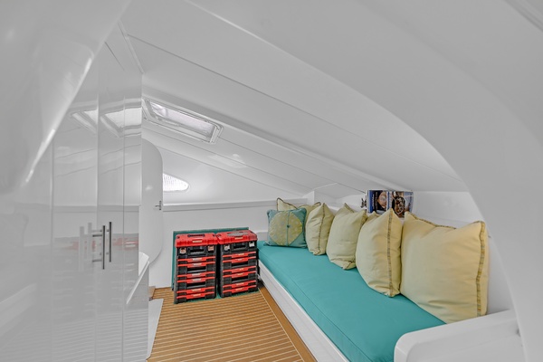 Cat s Meow 78ft Kelsall Yacht For Sale