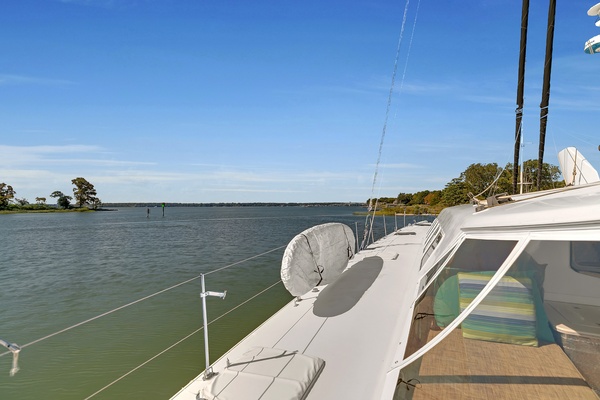 Cat s Meow 78ft Kelsall Yacht For Sale