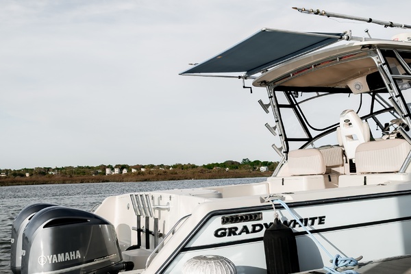 33ft Grady White Yacht For Sale